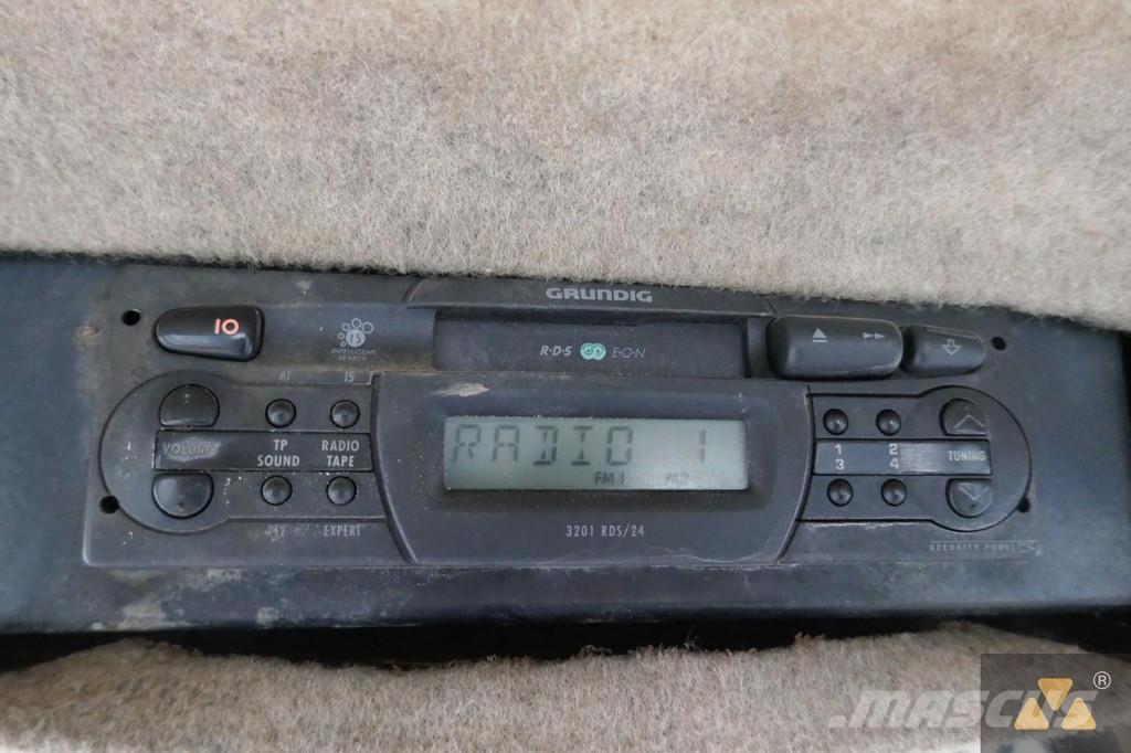 CAT D6M LGP Buldožerji goseničarji