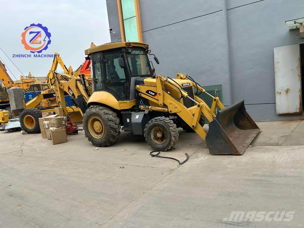CAT 420 F Rovokopači