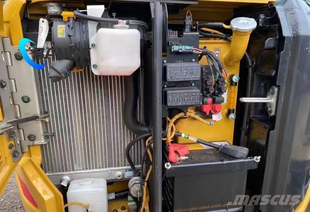 CAT 303 Mini bagri <7t