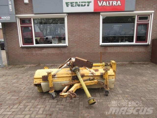 Riko M700 Drugi stroji za cesto in sneg