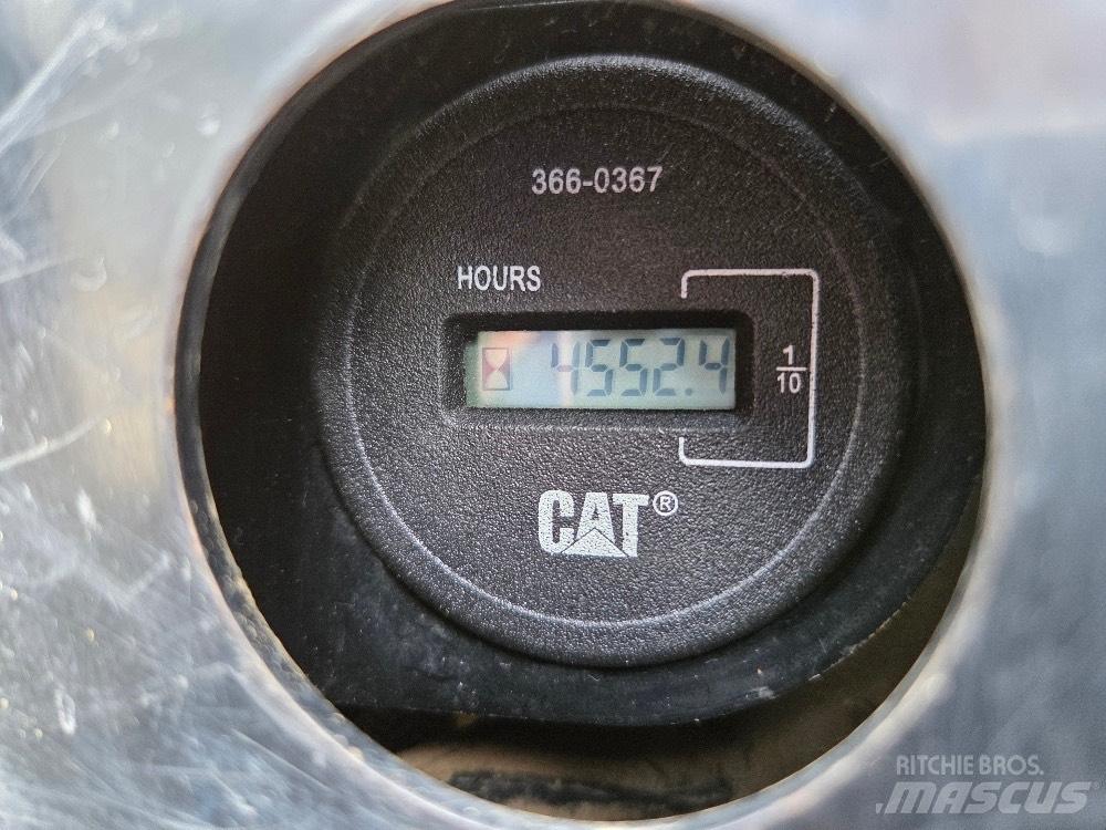 CAT 305E Mini bagri <7t
