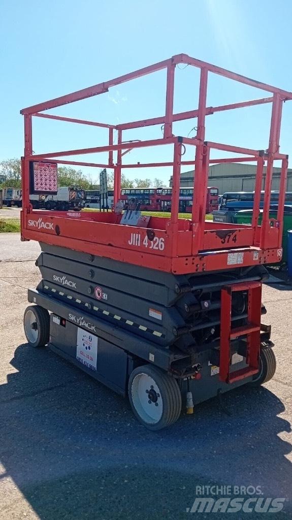 SkyJack SJ4626 Škarjaste dvižne ploščadi