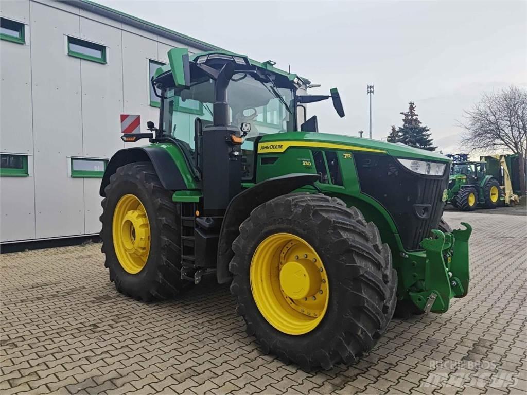 John Deere 7R 330 Traktorji
