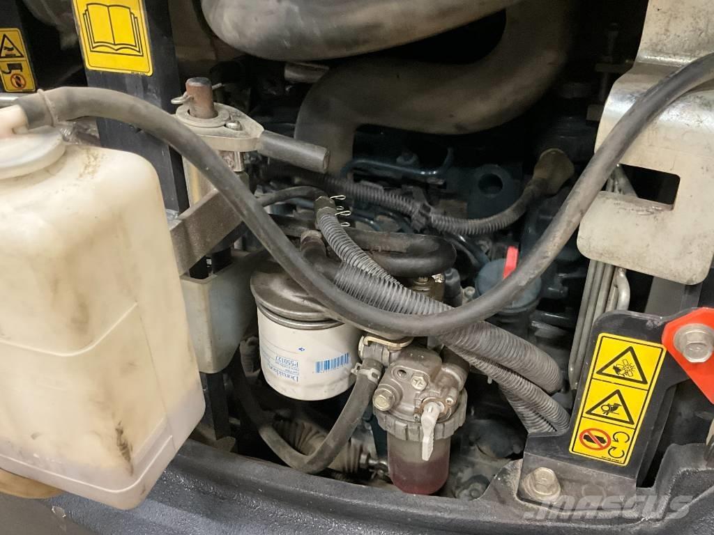 Kubota U 27-4 Mini bagri <7t