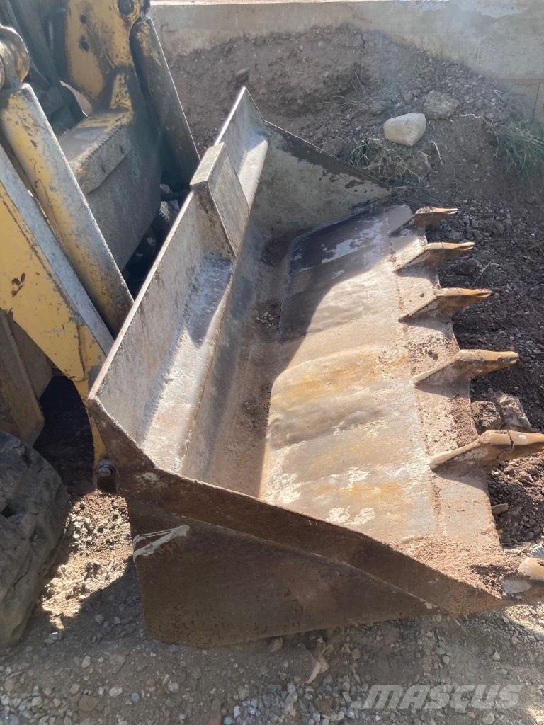 Komatsu CK 30-1 Mini nakladalci