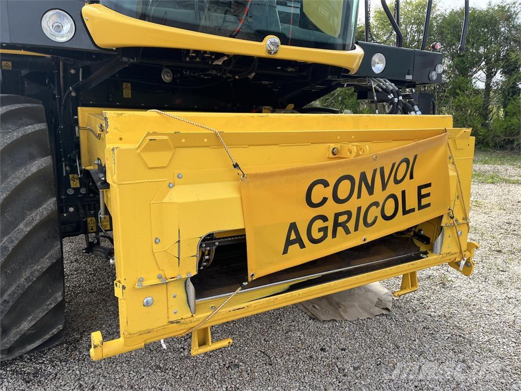 New Holland CX6.80 Kombajni