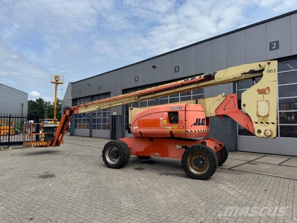 JLG 800 AJ Zglobne dvižne ploščadi