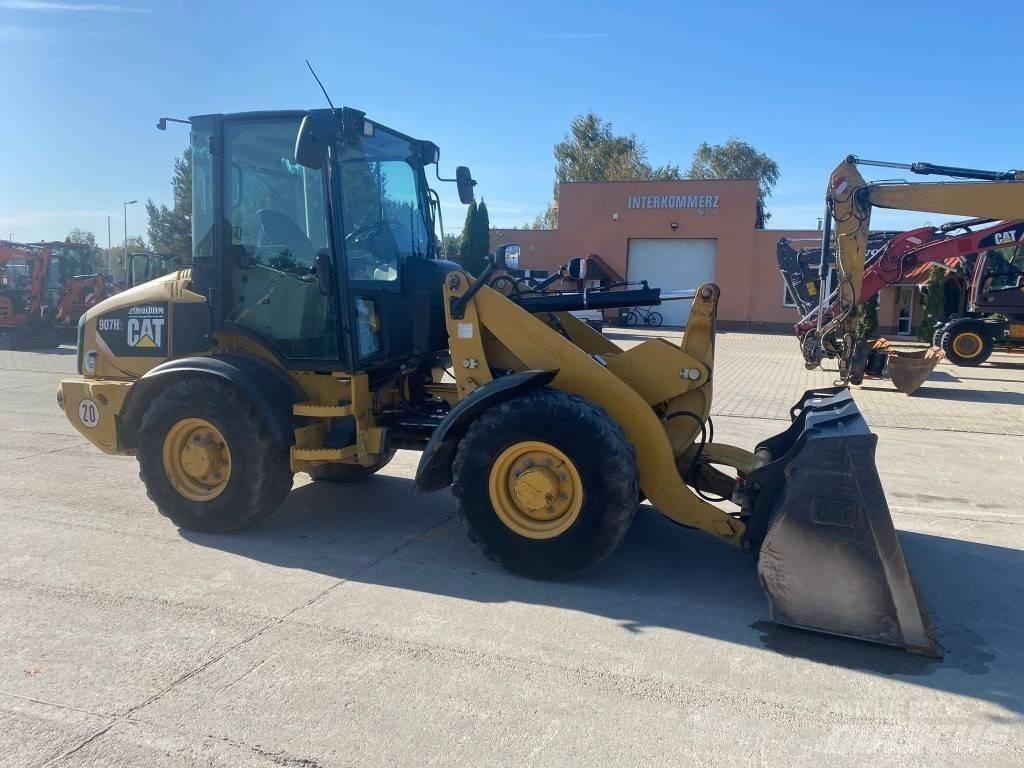 CAT 907 H 2 Kolesni nakladalci