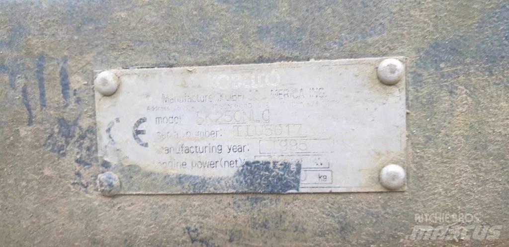 Kobelco SK 250 NLC Bagri goseničarji