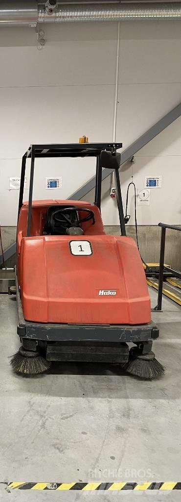 Hako B 1100 Kombinirani krtačni pometači