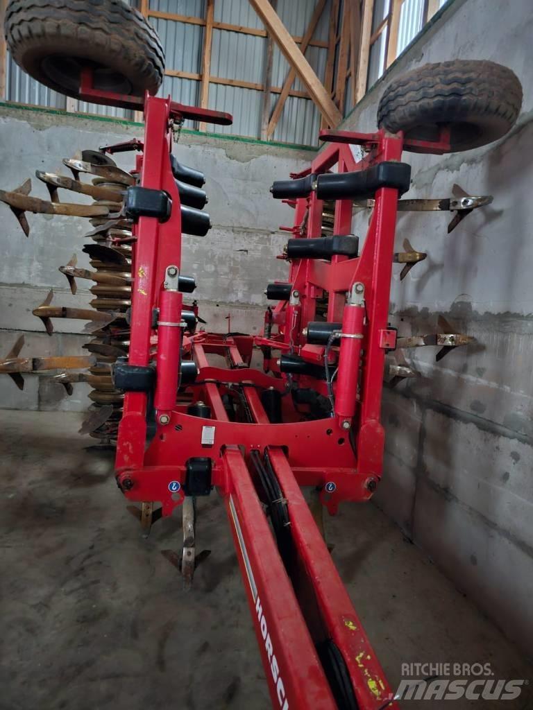Horsch Terrano 6 FX Kultivatorji