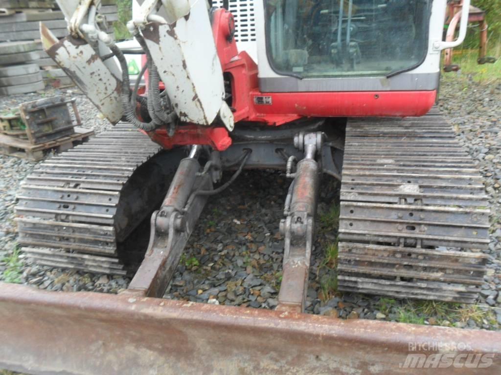 Takeuchi TB175 Midi bagri 7t – 12t