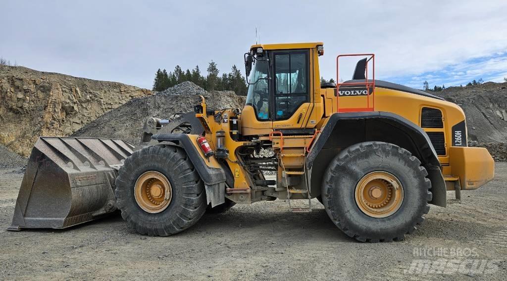 Volvo L 260 H Kolesni nakladalci