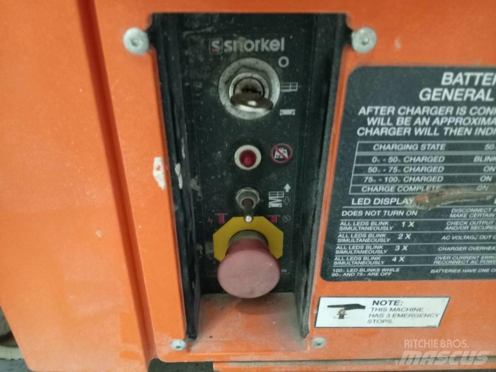 Snorkel S 3226E Škarjaste dvižne ploščadi