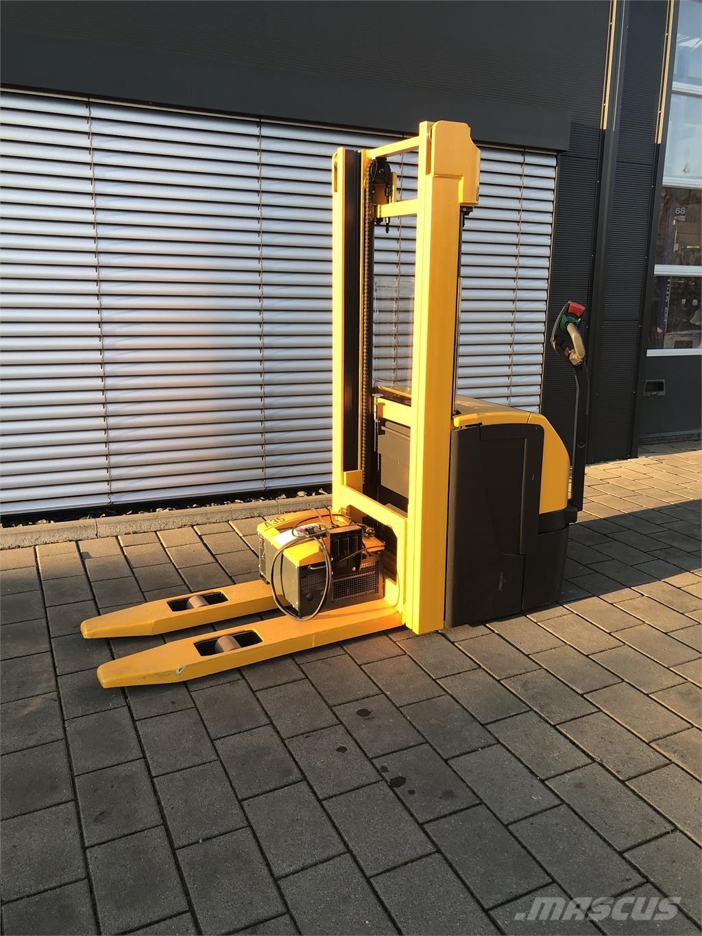 Jungheinrich WP16 Samopogonski ročni viličarji