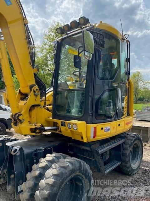 Komatsu PW98MR-11 Bagri na kolesih
