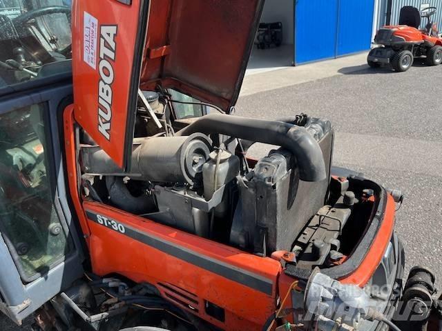 Kubota ST 30 Manjši traktorji
