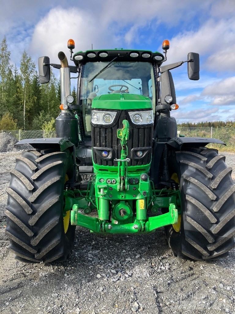 John Deere 6250 R Traktorji
