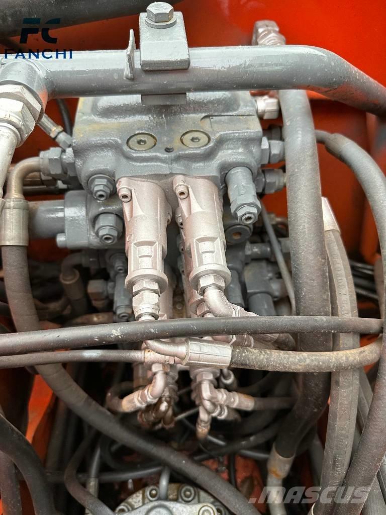 Hitachi ZX 70 Bagri goseničarji