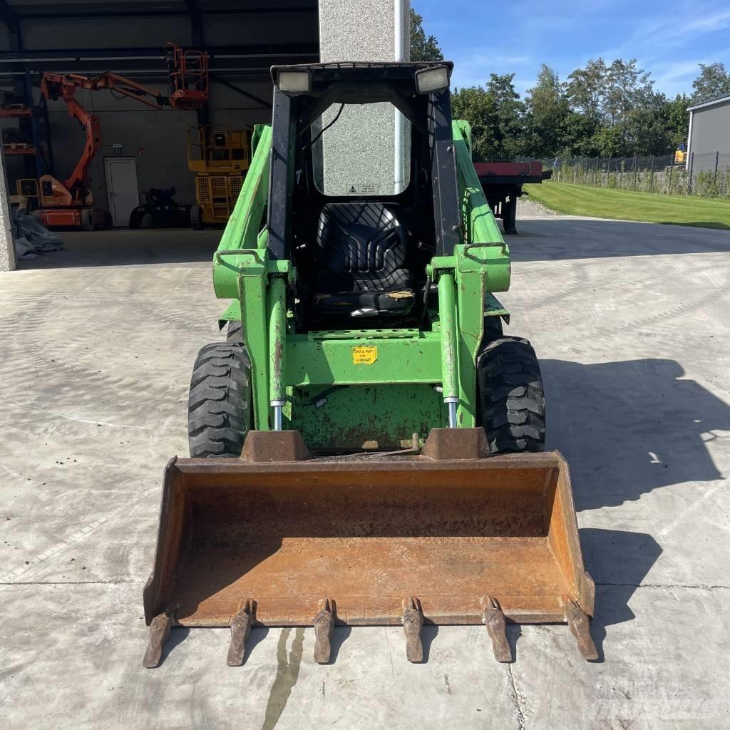Gehl 3825 Skid steer mini nakladalci