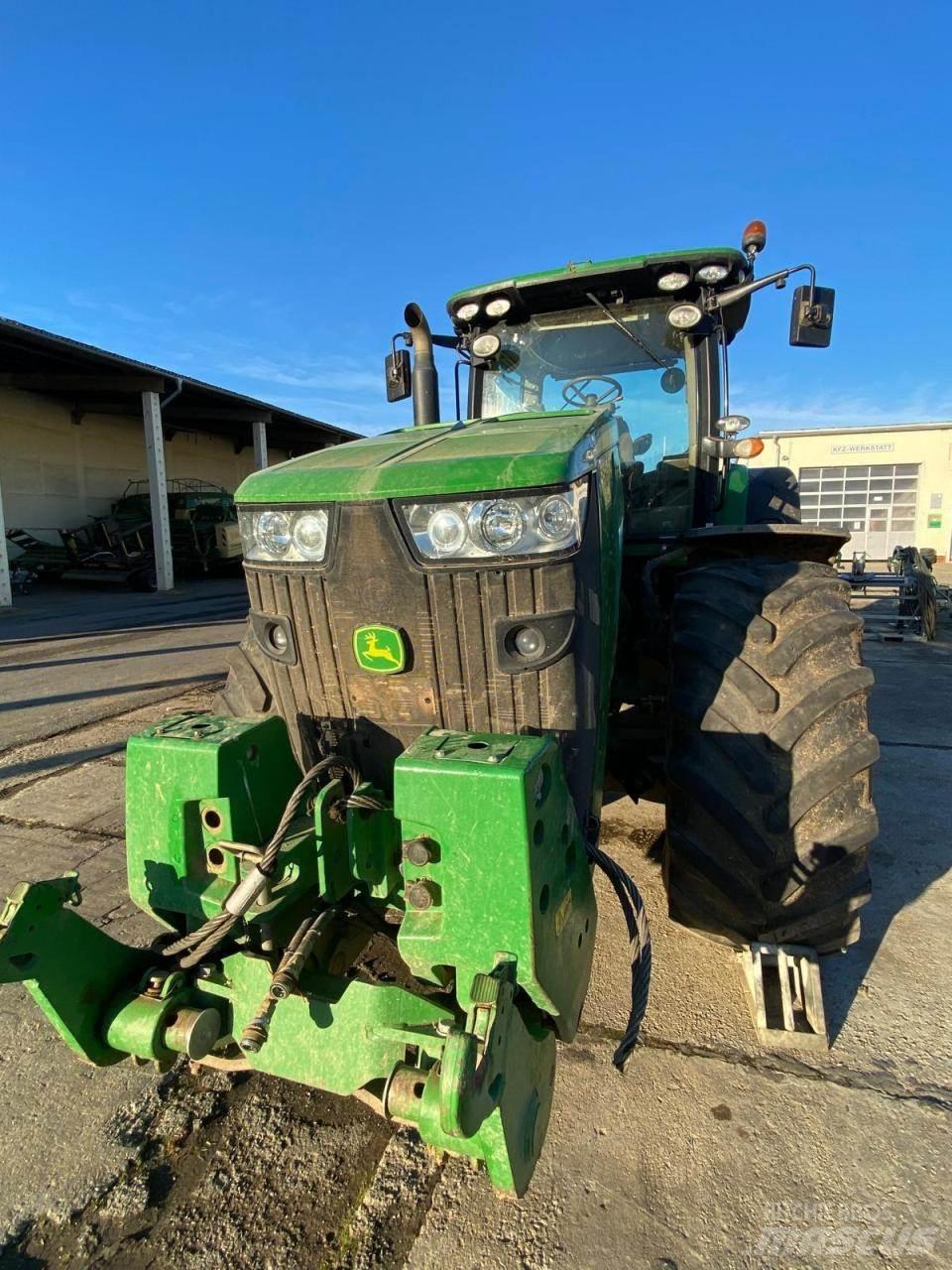 John Deere 8345 R Traktorji