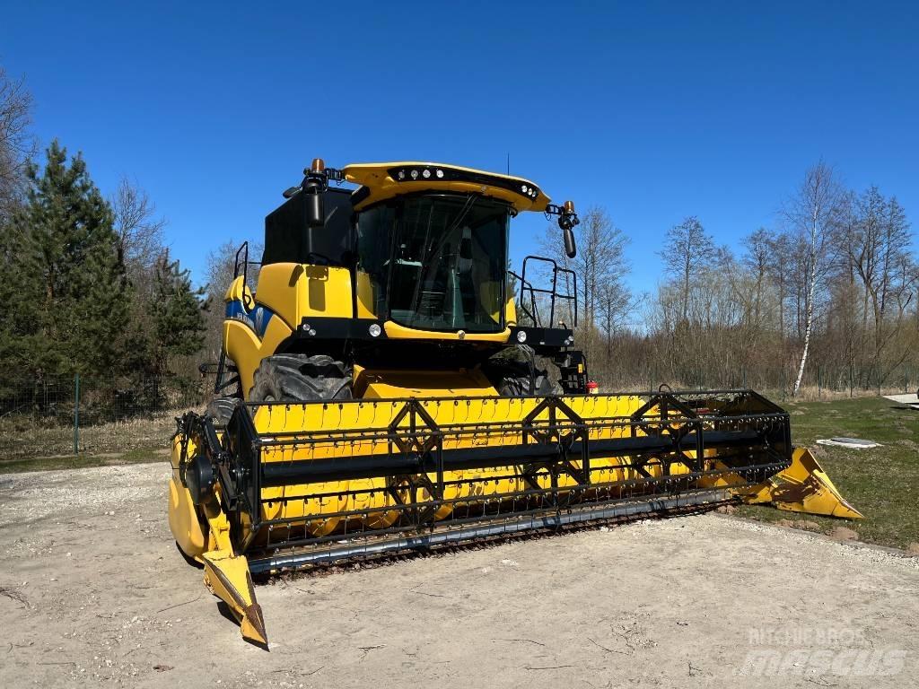 New Holland CX 6.80 Kombajni