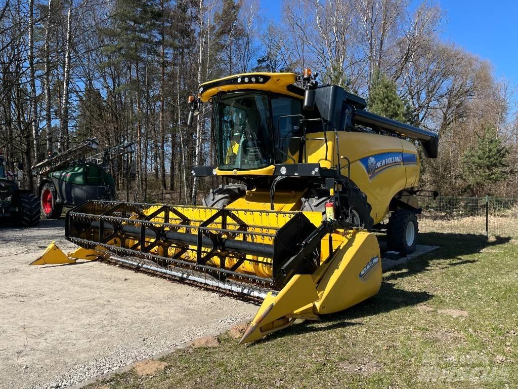 New Holland CX 6.80 Kombajni
