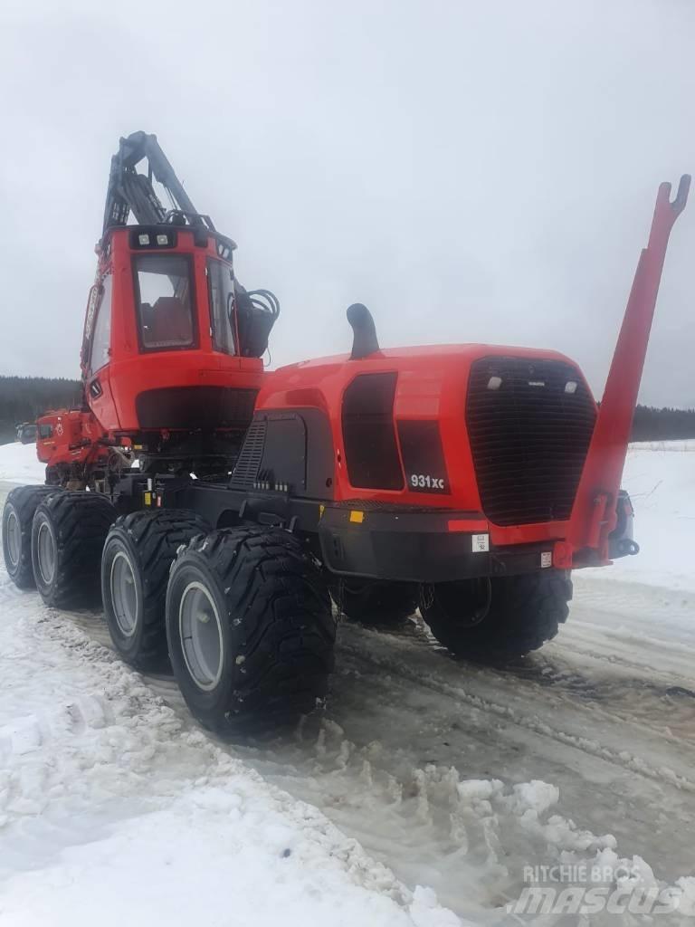 Komatsu 931 XC Harvesterji