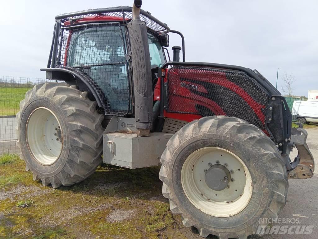 Valtra T 234 Direct Gozdarski traktorji
