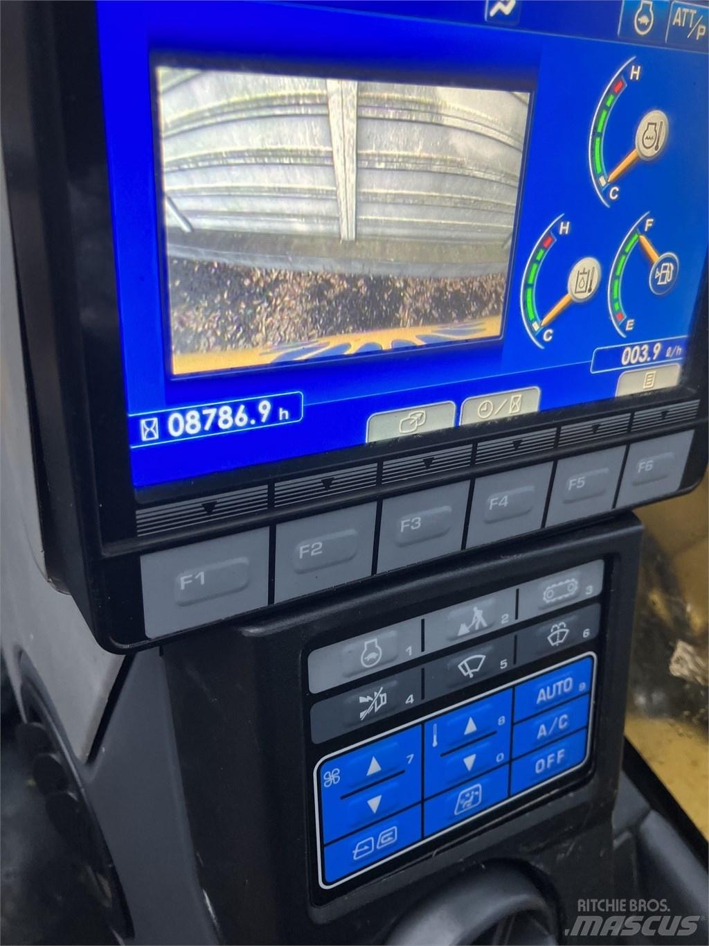 Komatsu PC 88 MR-10 Midi bagri 7t – 12t