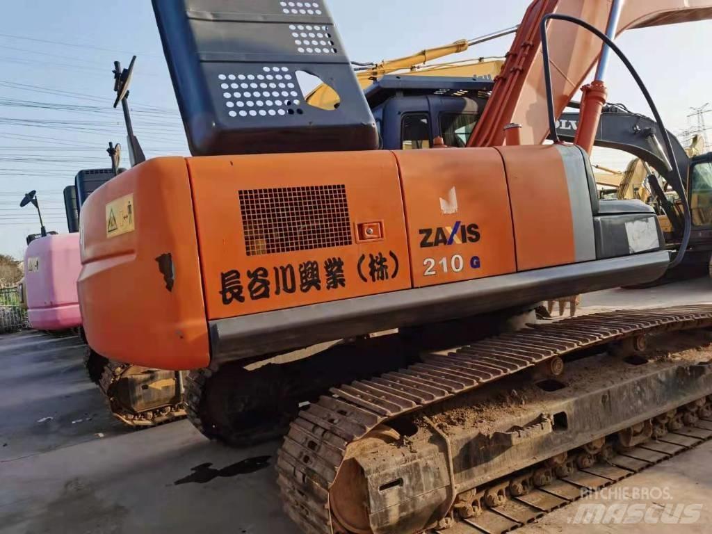 Hitachi ZX 210 Bagri goseničarji