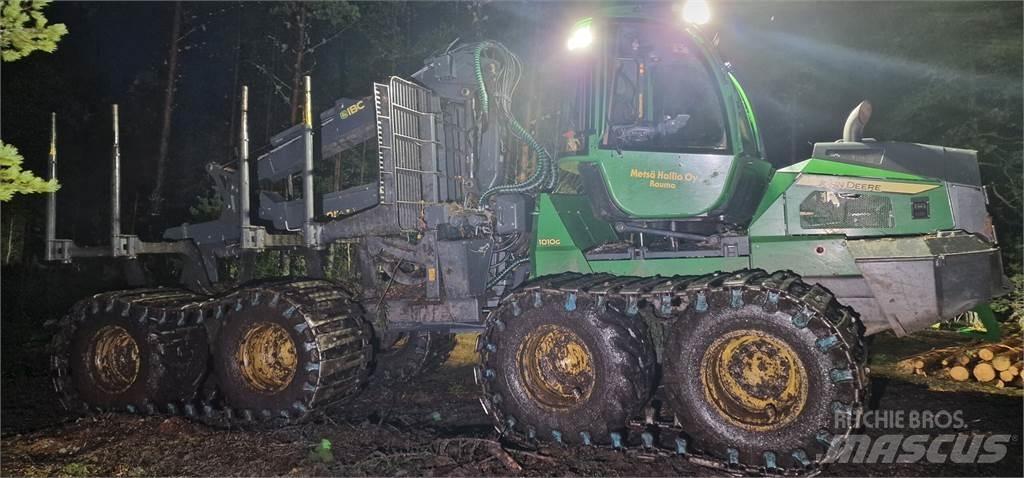 John Deere 1010G Forwarderji
