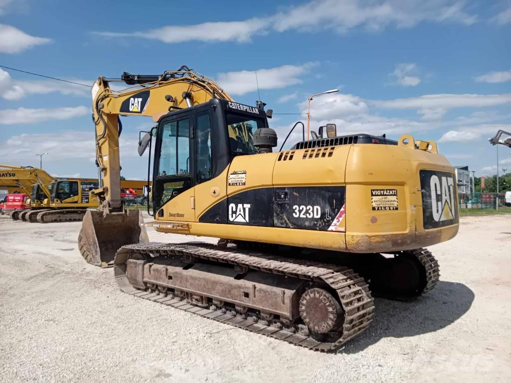 CAT 323 D L Bagri goseničarji