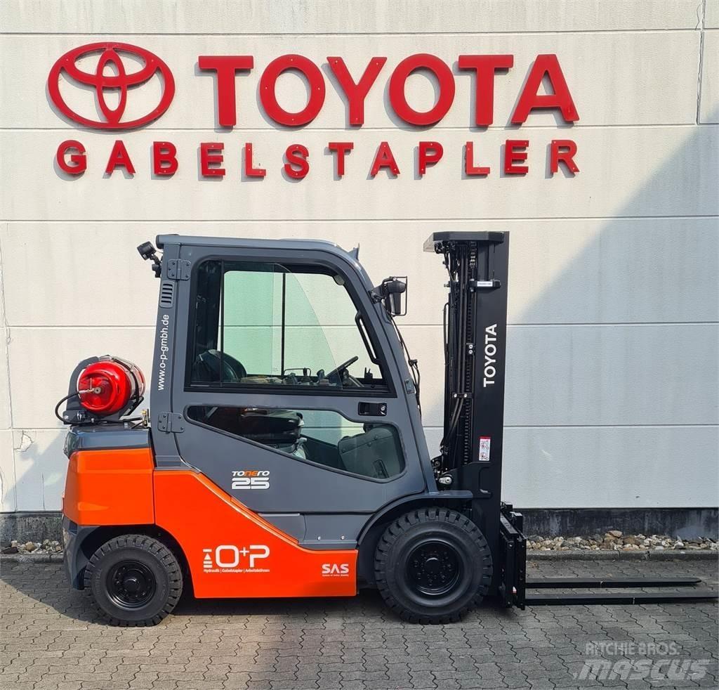 Toyota 02-8FGF25 Plinski viličarji