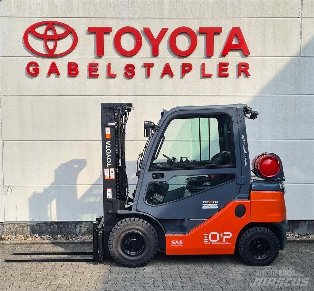 Toyota 02-8FGF25 Plinski viličarji