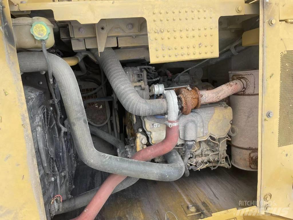 CAT 320GC Bagri goseničarji