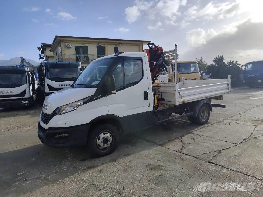 Iveco Daily 35-120 Tovornjaki z žerjavom