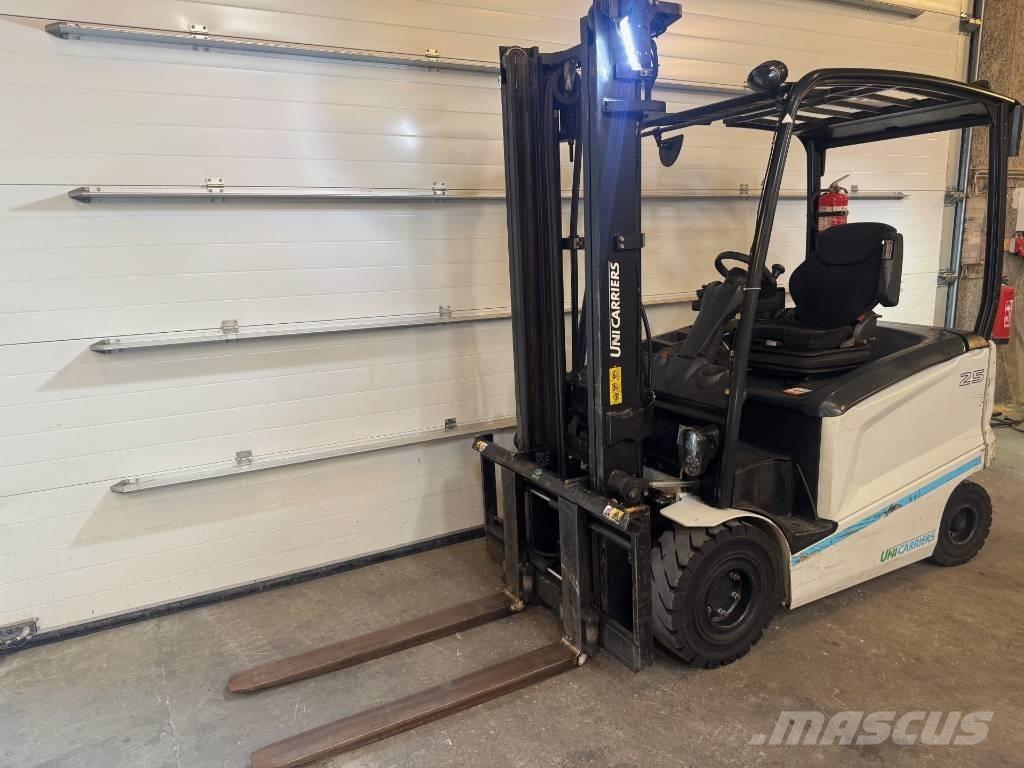 UniCarriers MX 25 Električni viličarji
