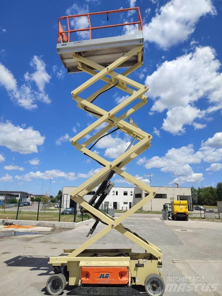 JLG 3246 ES Škarjaste dvižne ploščadi