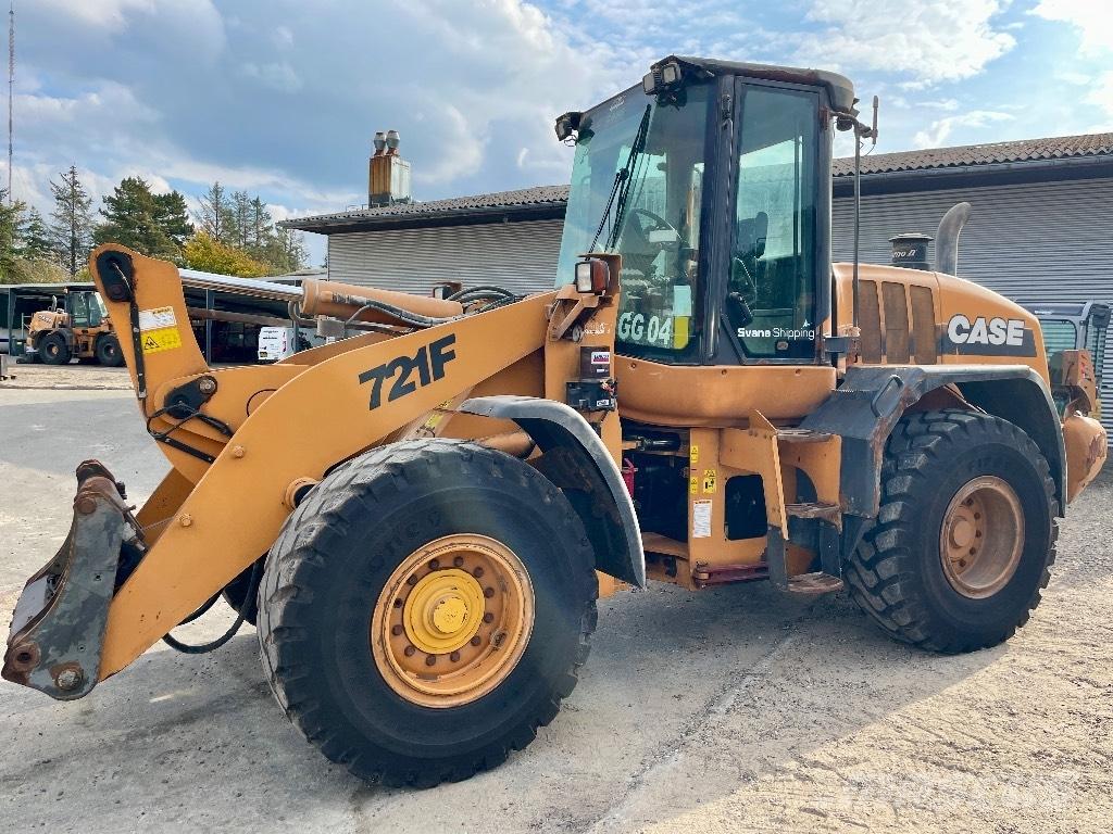 CASE 721F Kolesni nakladalci