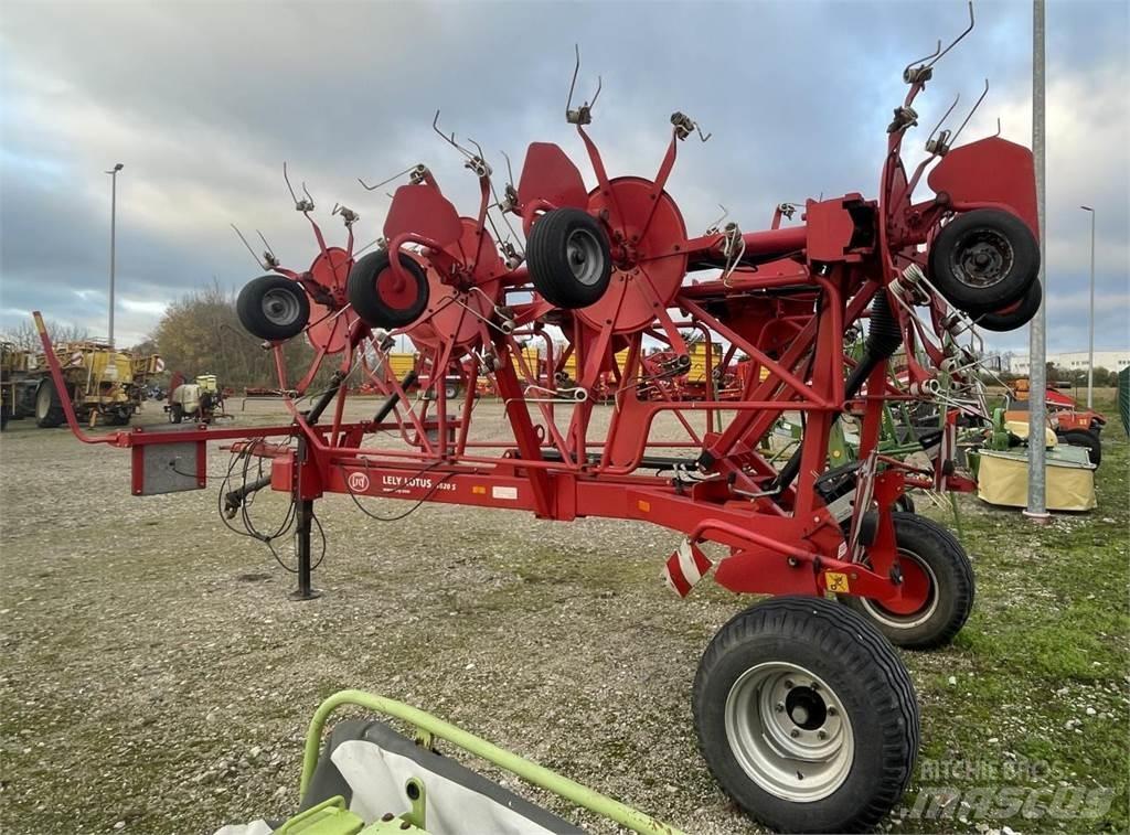 Lely Lotus 1020 S Obračalniki in zgrabljalniki