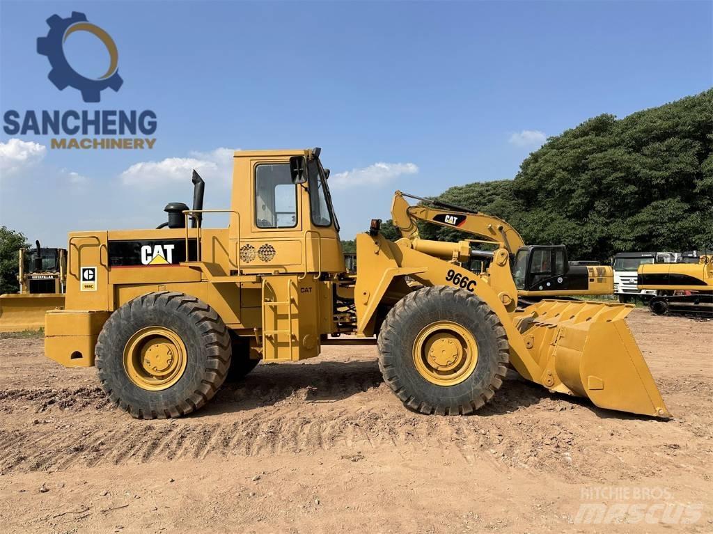 CAT 966 C Kolesni nakladalci