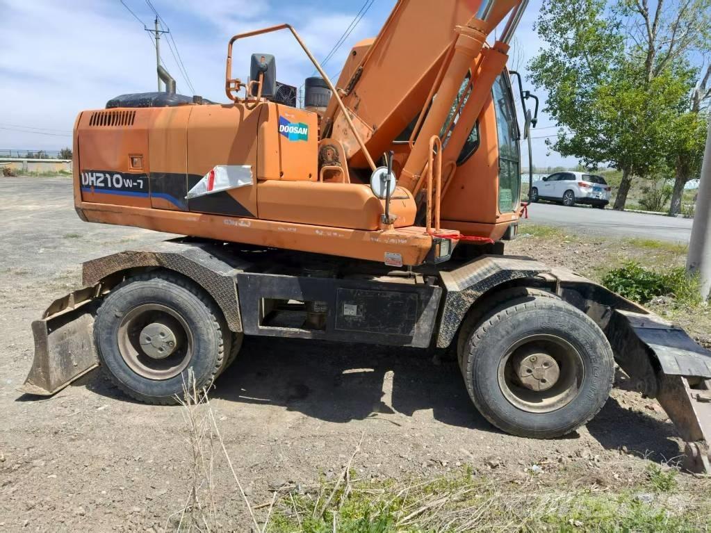 Doosan DH210W-7 Bagri na kolesih