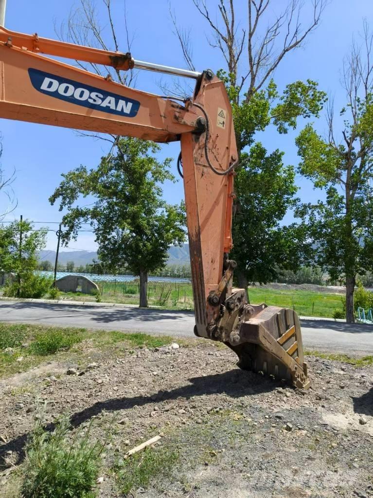 Doosan DH210W-7 Bagri na kolesih