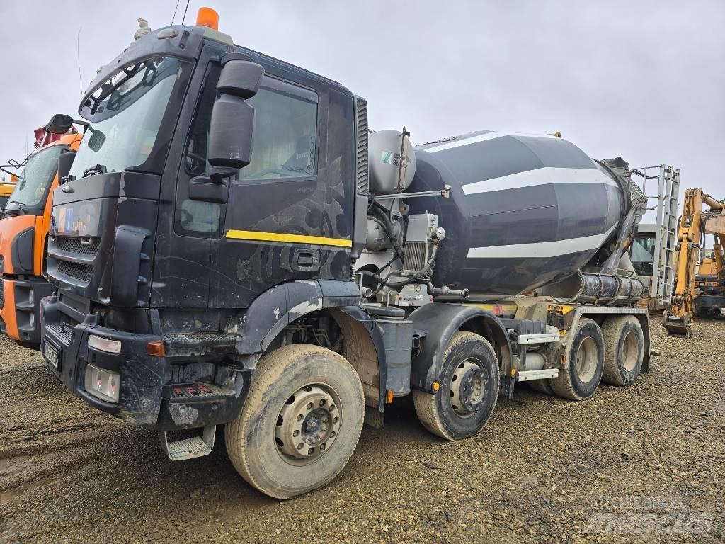 Iveco AD 340 T36 Mešalec betona / malte