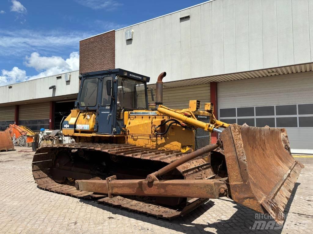 CAT D65PX-8 Buldožerji goseničarji