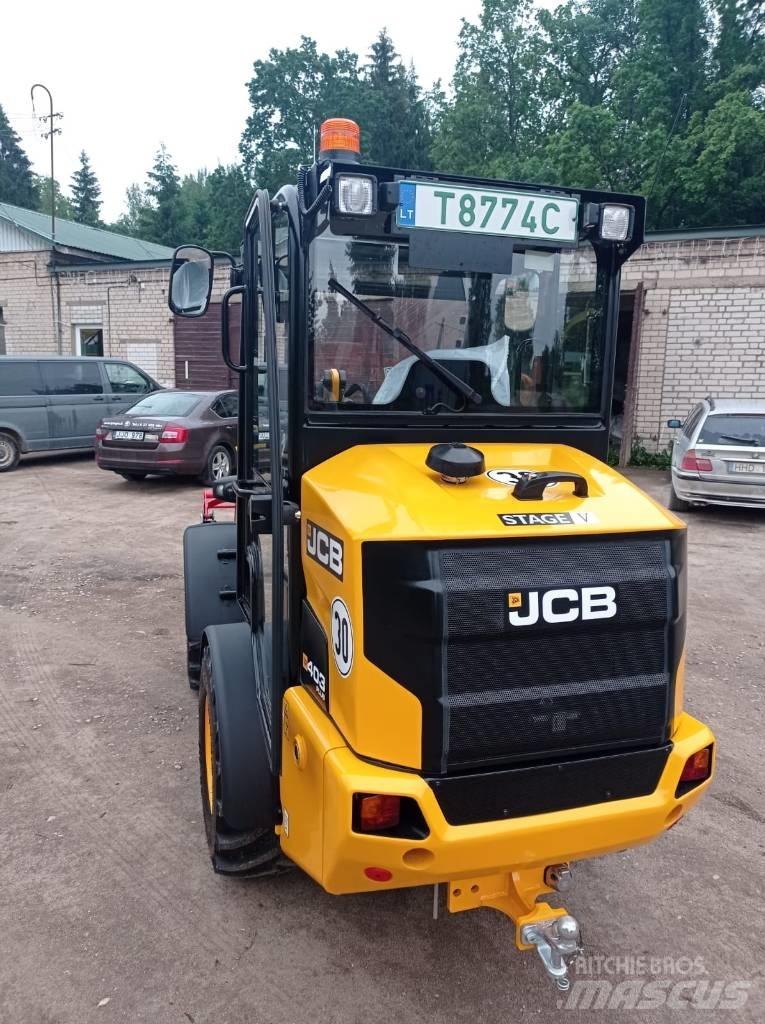 JCB 403 Večnamenski nakladalci