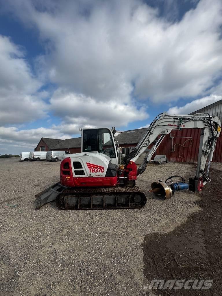 Takeuchi TB 370 Bagri goseničarji