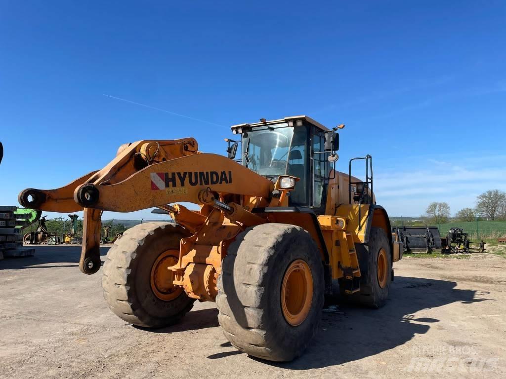 Hyundai HL 975 Kolesni nakladalci