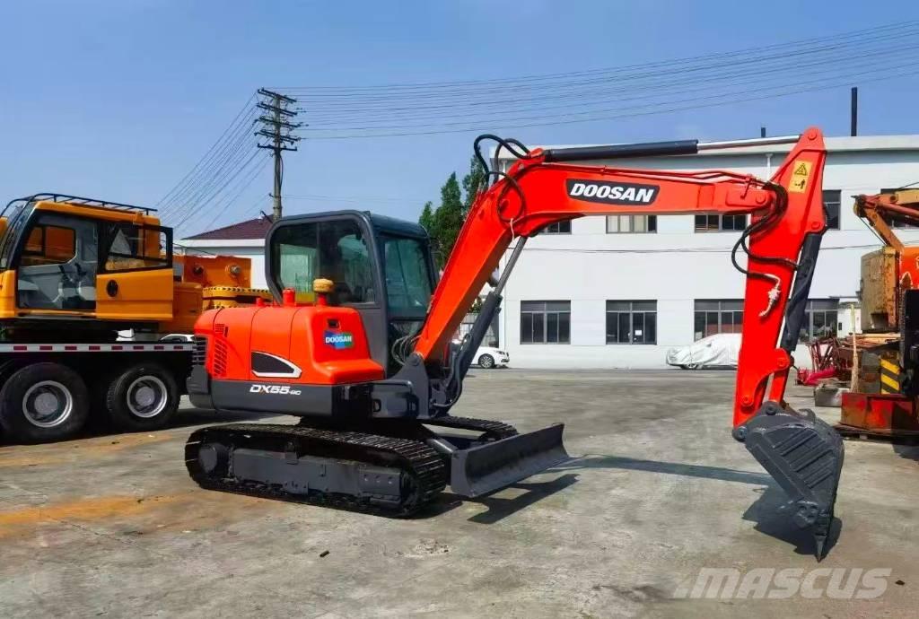 Doosan DH 55 Mini bagri <7t